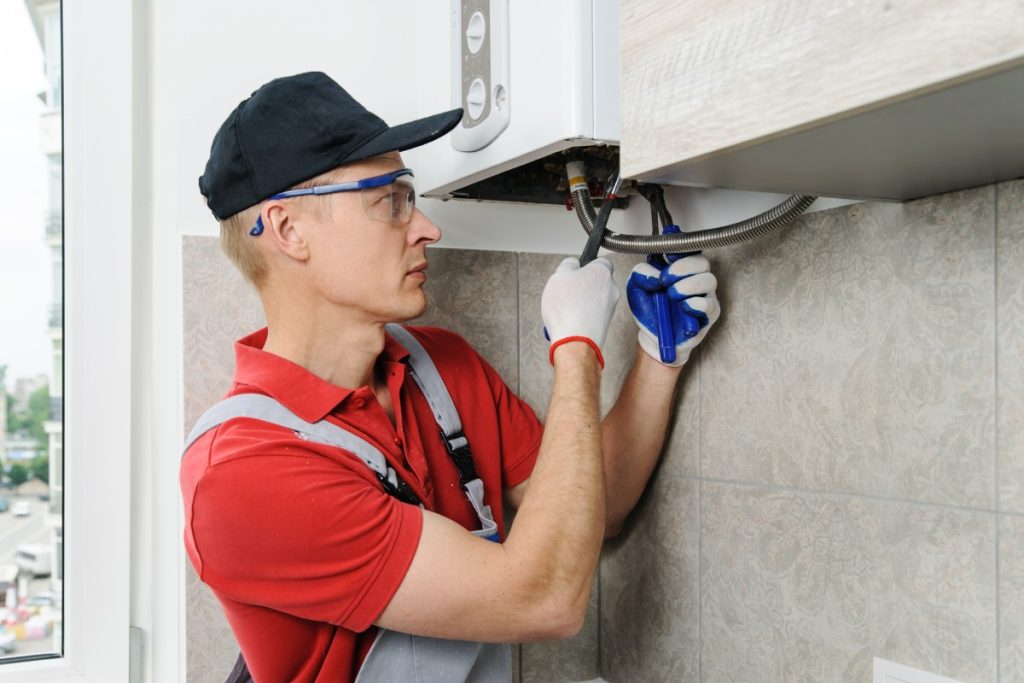 tecnico per la caldaia totus, Un buon tecnico caldaie deve possedere certificazioni specifiche rilasciate da enti riconosciuti